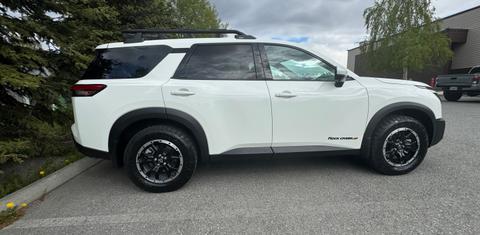 Nissan Pathfinder 2025