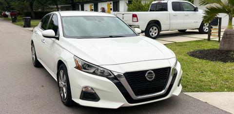 Nissan Altima 2020