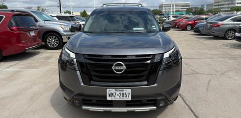 Nissan Pathfinder 2025