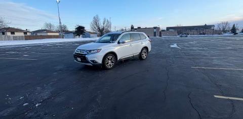 Mitsubishi Outlander 2016
