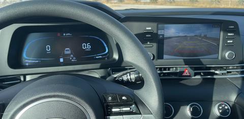 Hyundai Elantra 2025