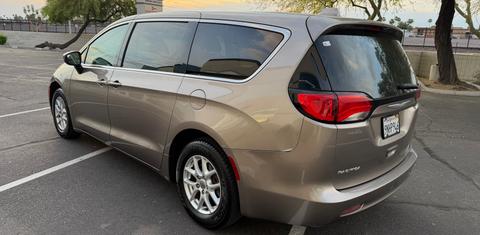 Chrysler Pacifica 2017