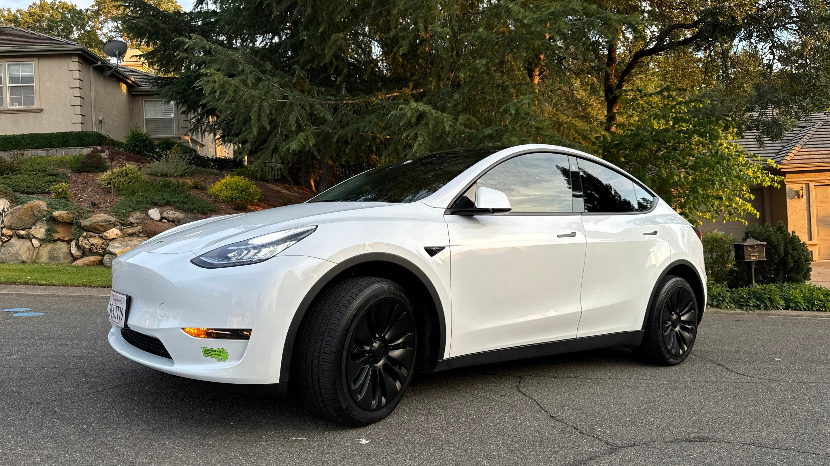 Tesla Model Y 2023 in 