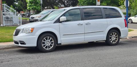 Chrysler Town & Country 2016