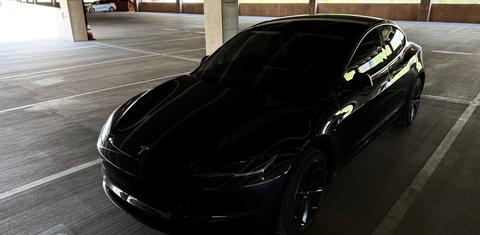 Tesla Model 3 2024