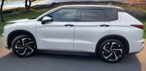 Mitsubishi Outlander 2023
