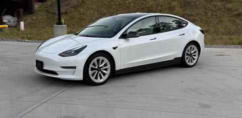 Tesla Model 3 2021