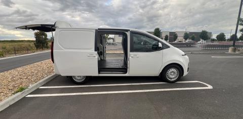 Hyundai STARIA 2022