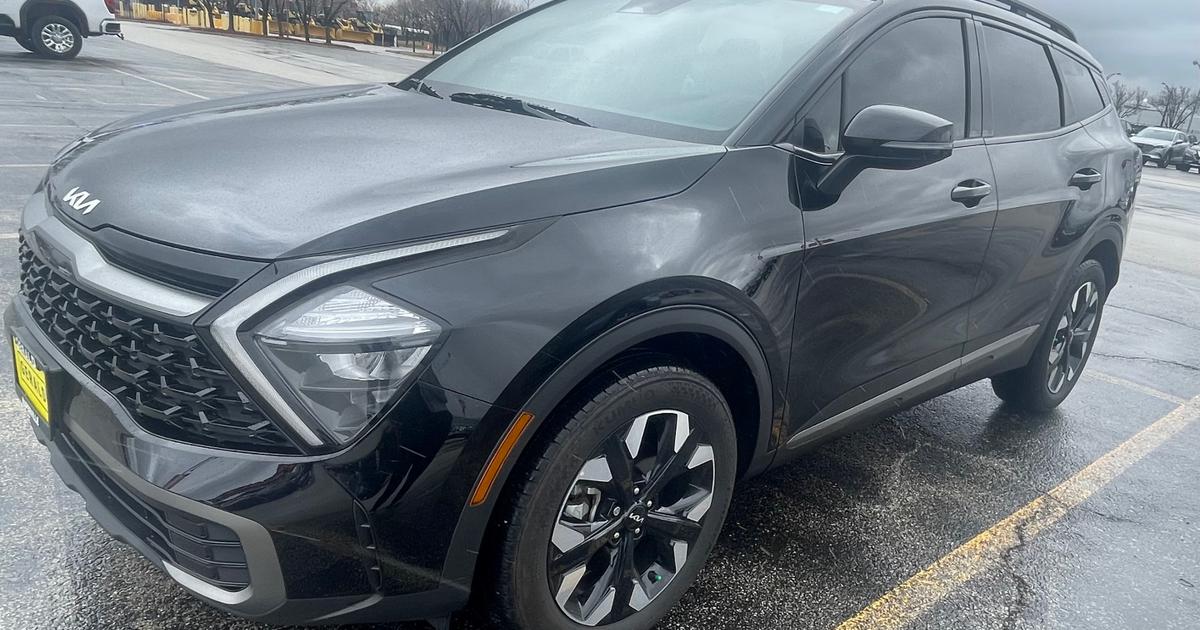 Kia Sportage 2023 rental in Bolingbrook, IL by Corey M. Turo