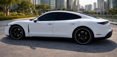 Porsche Taycan 2021