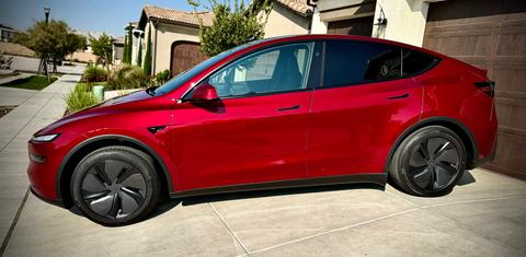 Tesla Model Y 2026
