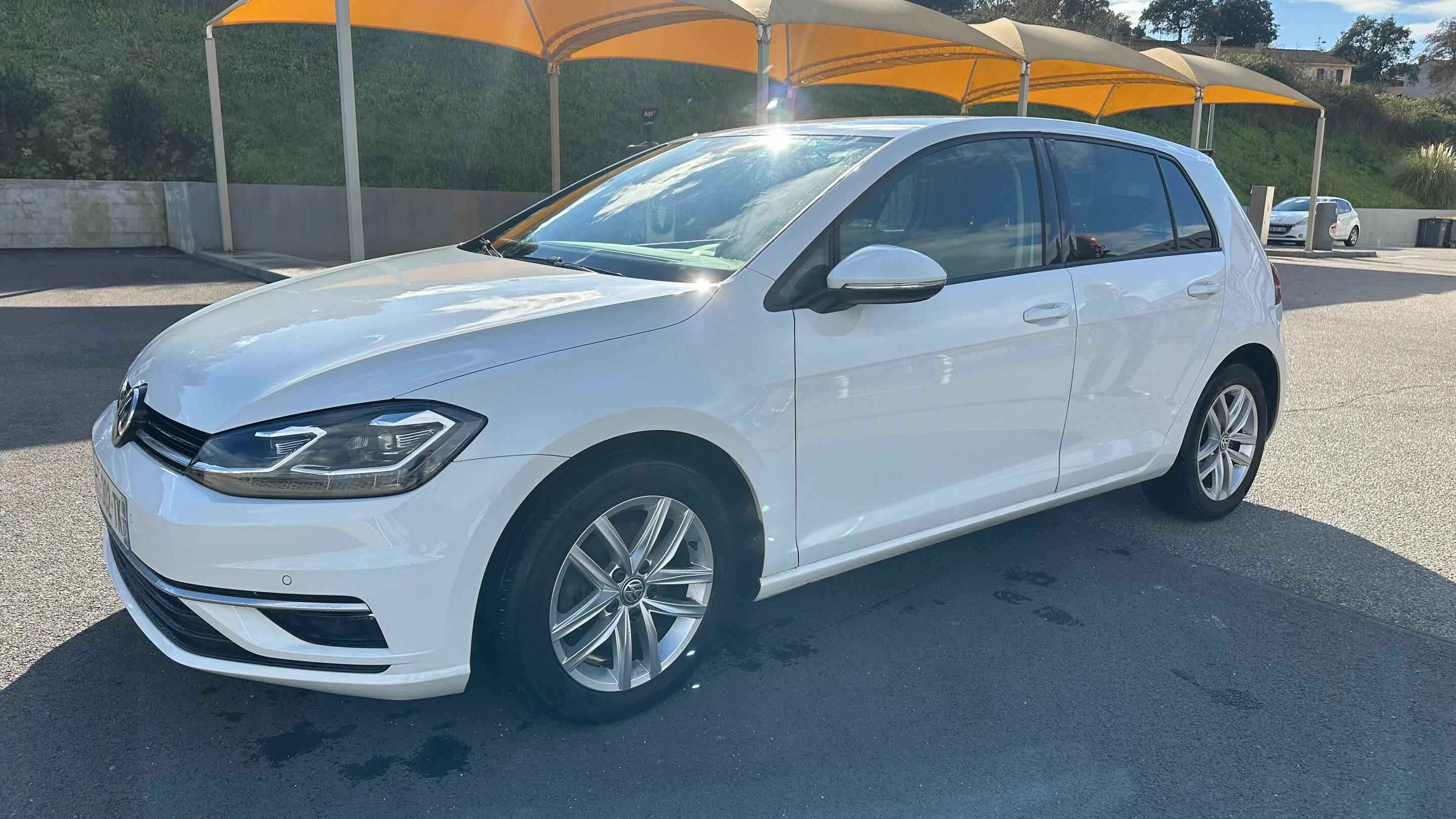 Volkswagen GOLF 2018 in Ajaccio
