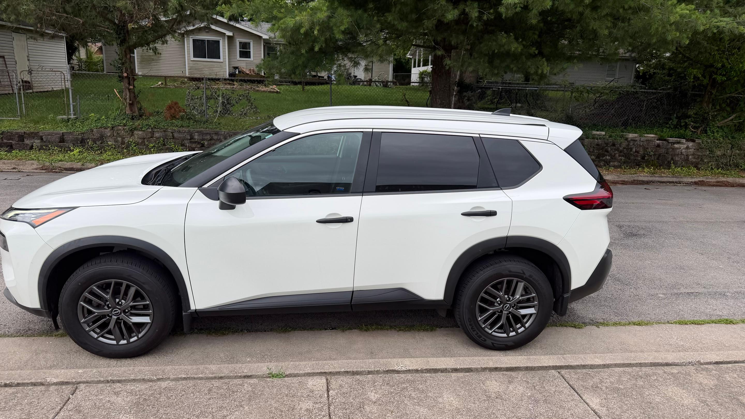 Nissan Rogue 2023 in Springfield, MO
