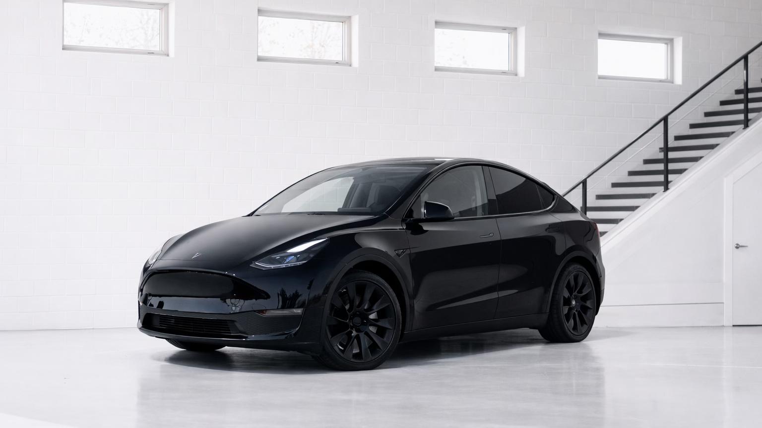 Tesla Model Y 2023 in 