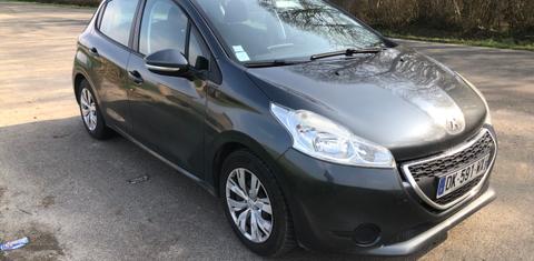 Peugeot 208 2012