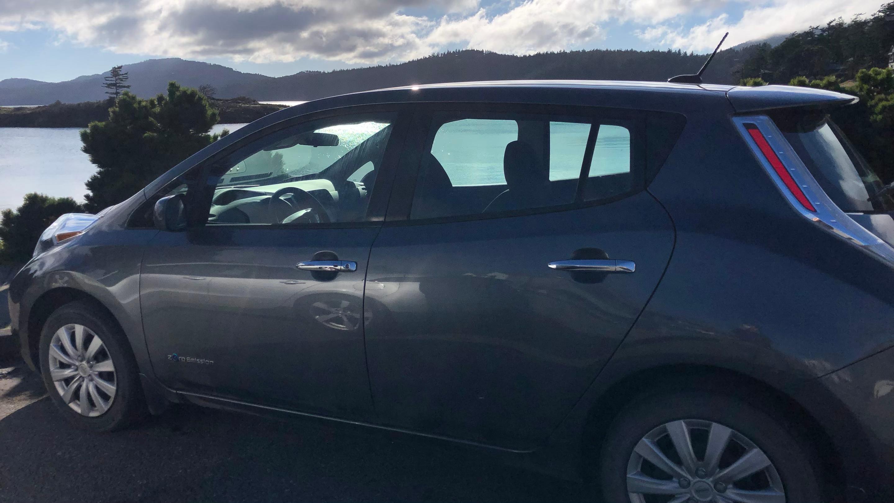 Nissan LEAF 2017 in Eastsound, WA