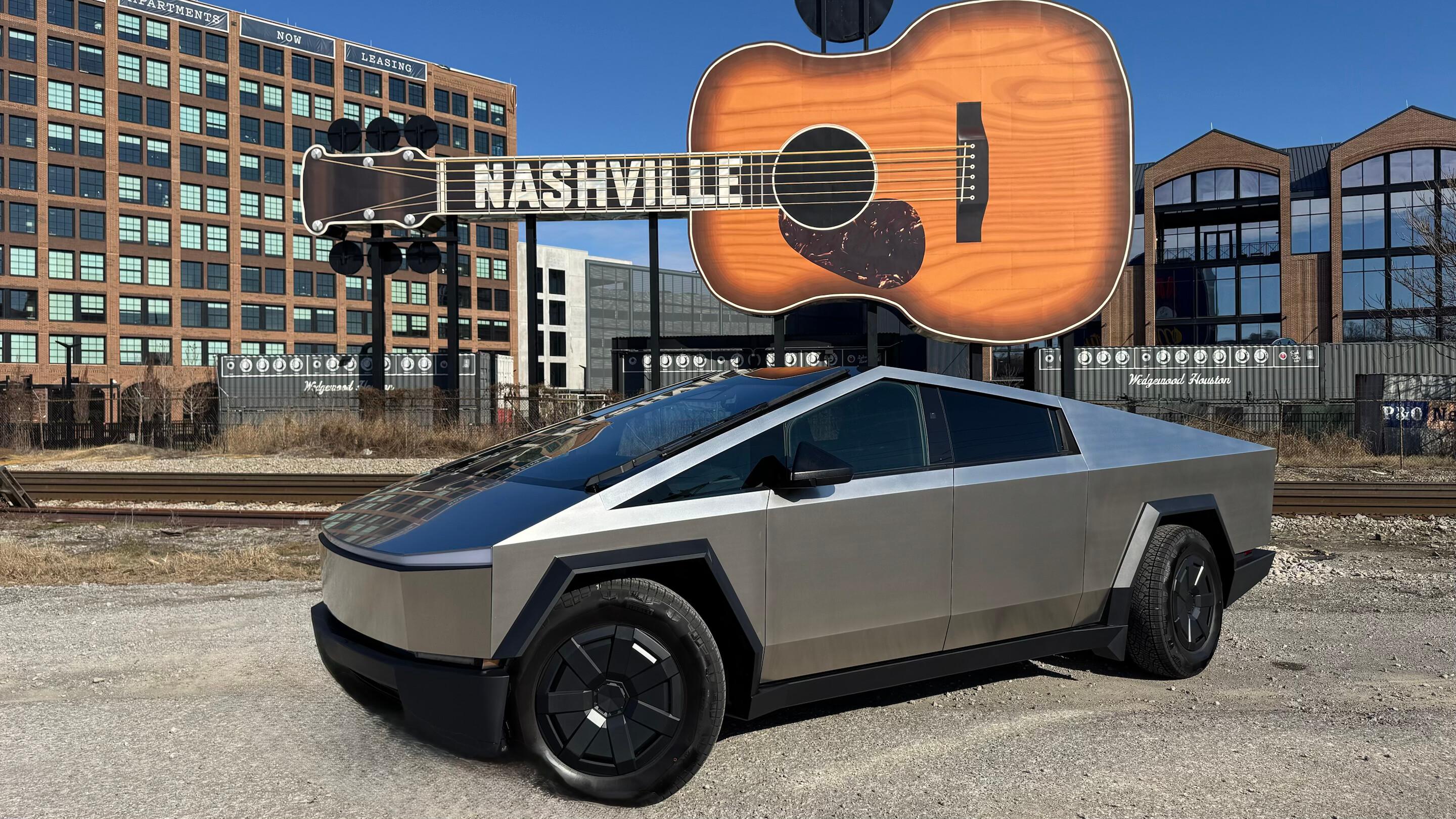 Tesla Cybertruck 2025 in Nashville, TN
