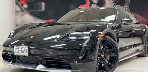 Porsche Taycan 2023