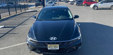 Hyundai Elantra 2025