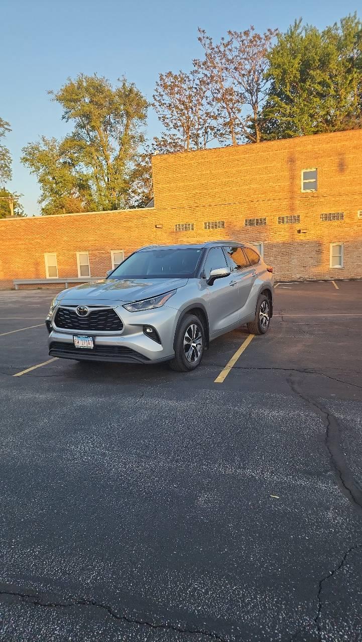 Toyota Highlander 2021 in Chicago, IL
