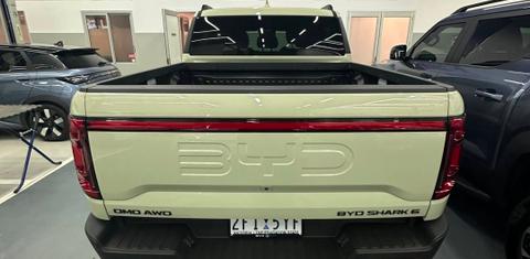 BYD SHARK 6 2026