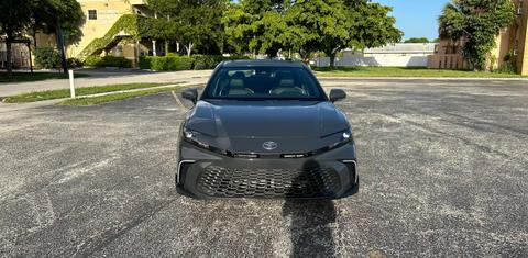 Toyota Camry Hybrid 2025