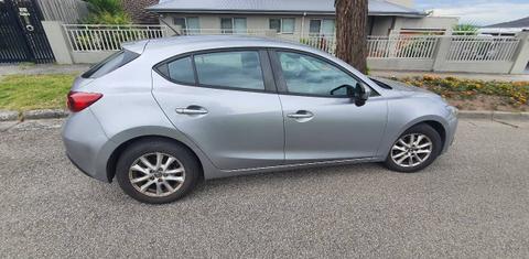 Mazda MAZDA3 2016