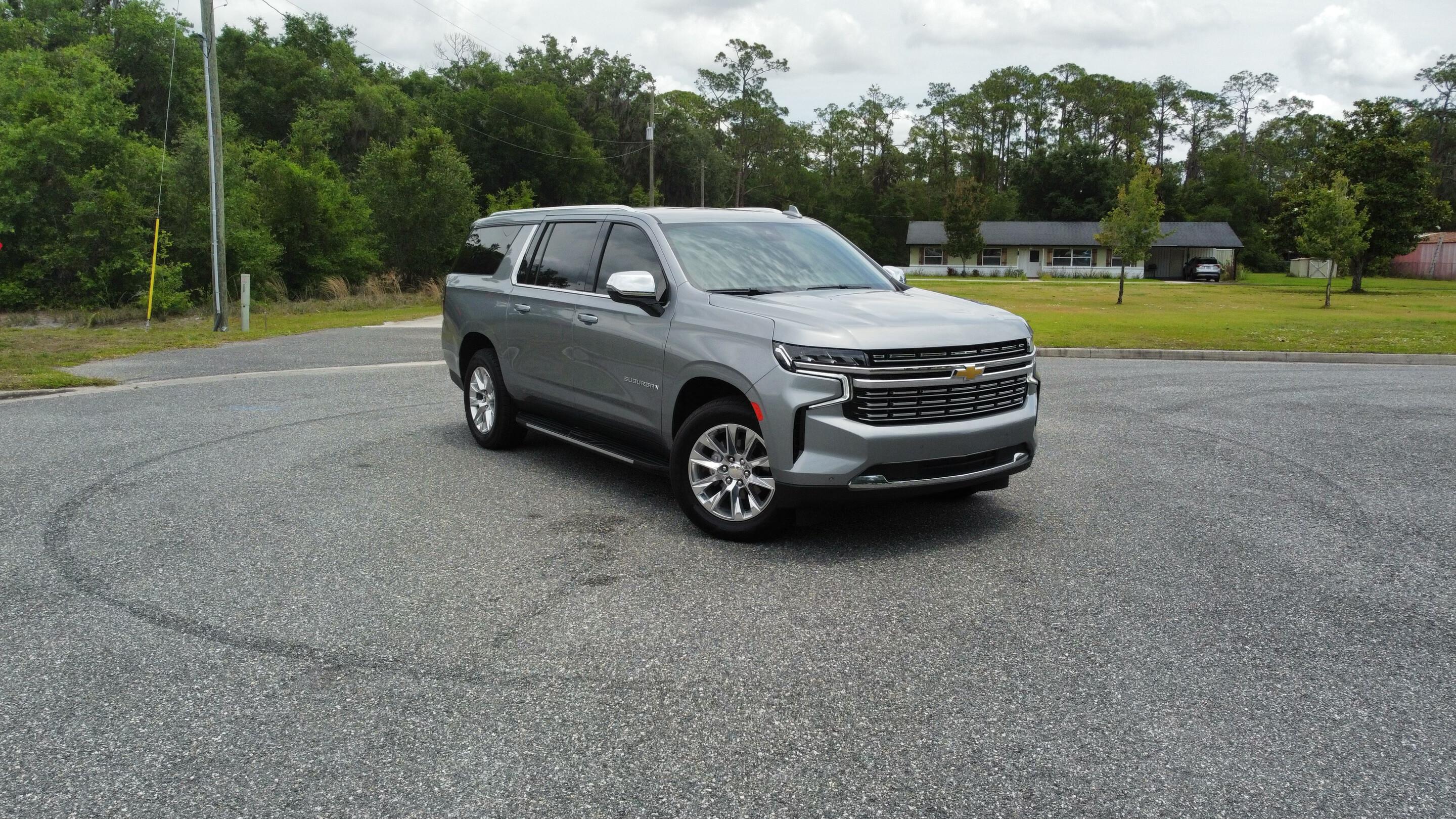 Chevrolet Suburban 2023 in 
