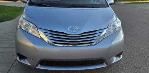 Toyota Sienna 2017