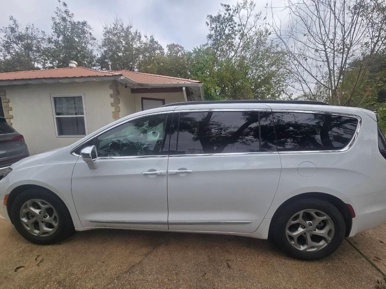 Chrysler Pacifica 2022 in Houston, TX
