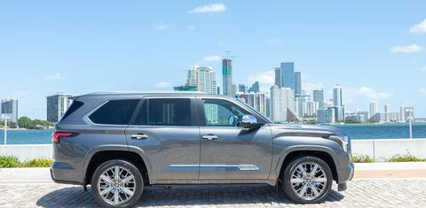 Toyota Sequoia 2025
