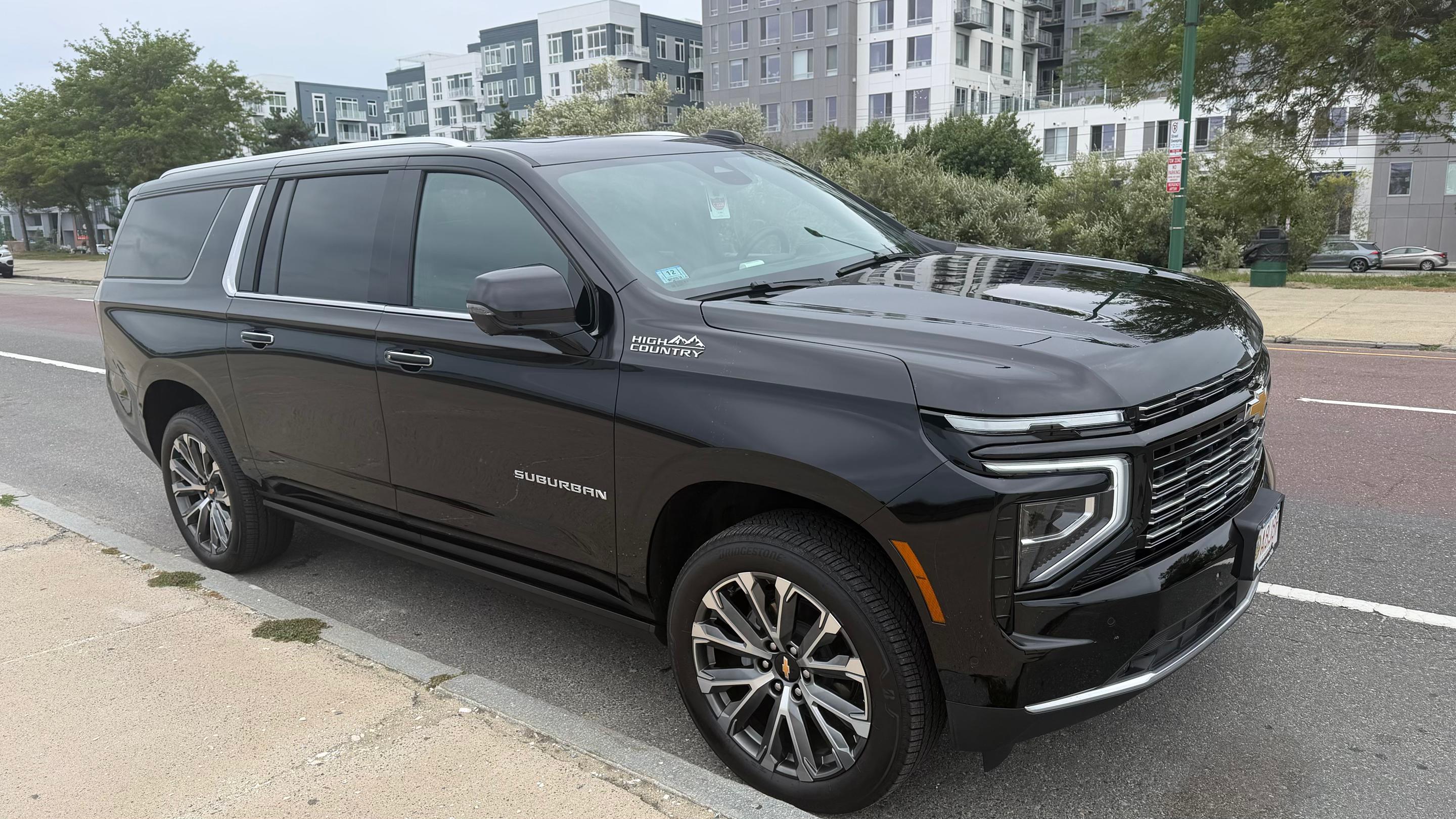 Chevrolet Suburban 2026 in Revere, MA