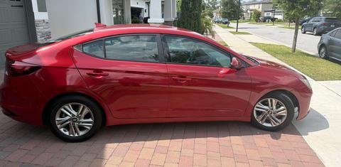 Hyundai Elantra 2019