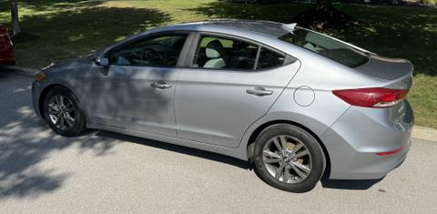 Hyundai Elantra 2017
