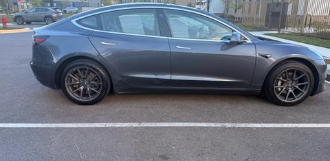 Tesla Model 3 2019