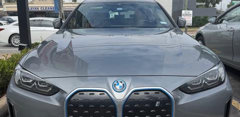 BMW i4 2023
