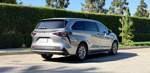 Toyota Sienna 2026