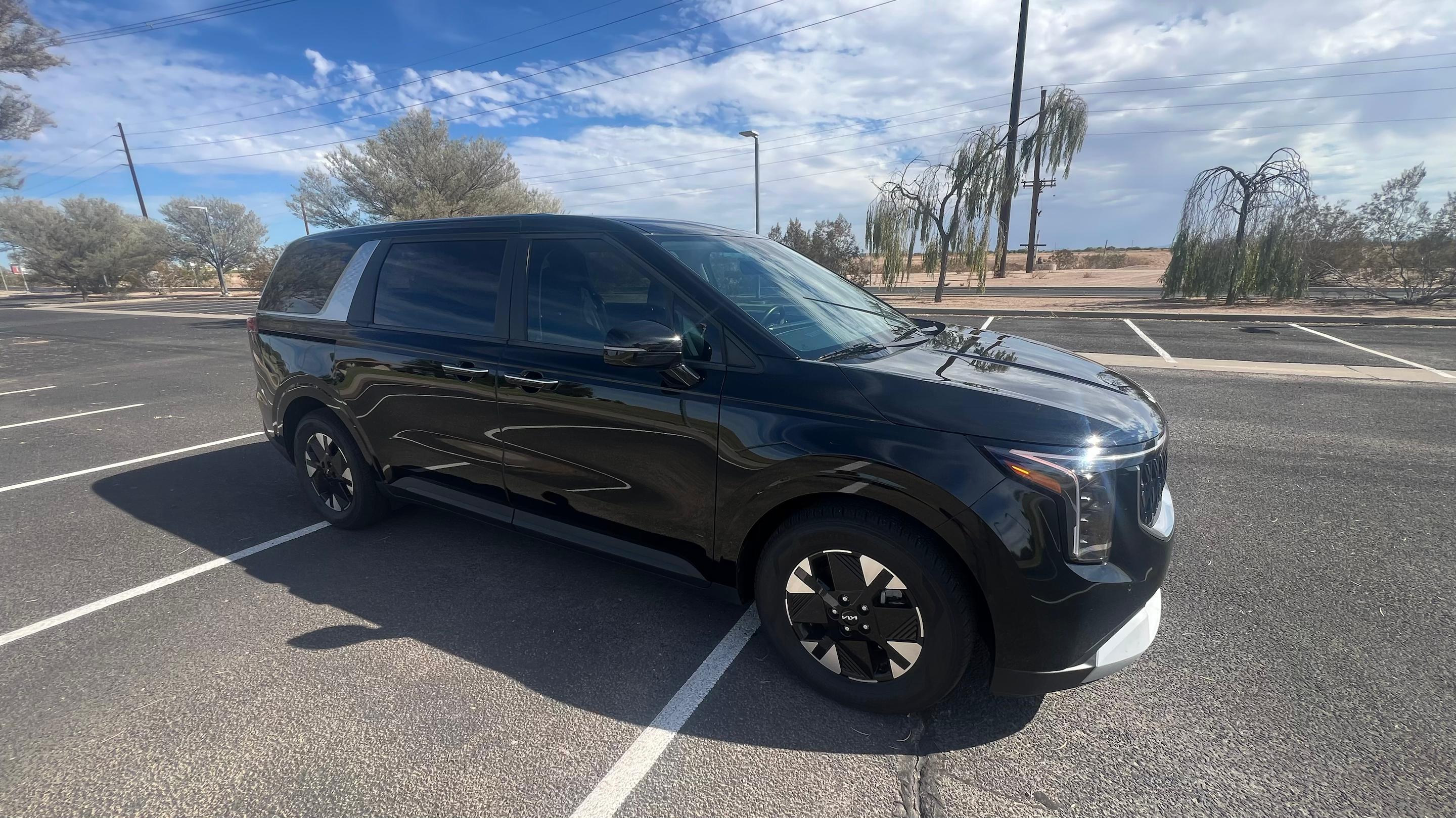 Kia Carnival Hybrid 2025 in Phoenix, AZ