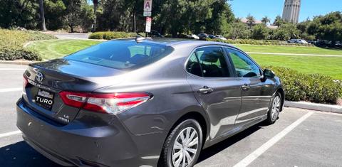 Toyota Camry Hybrid 2020