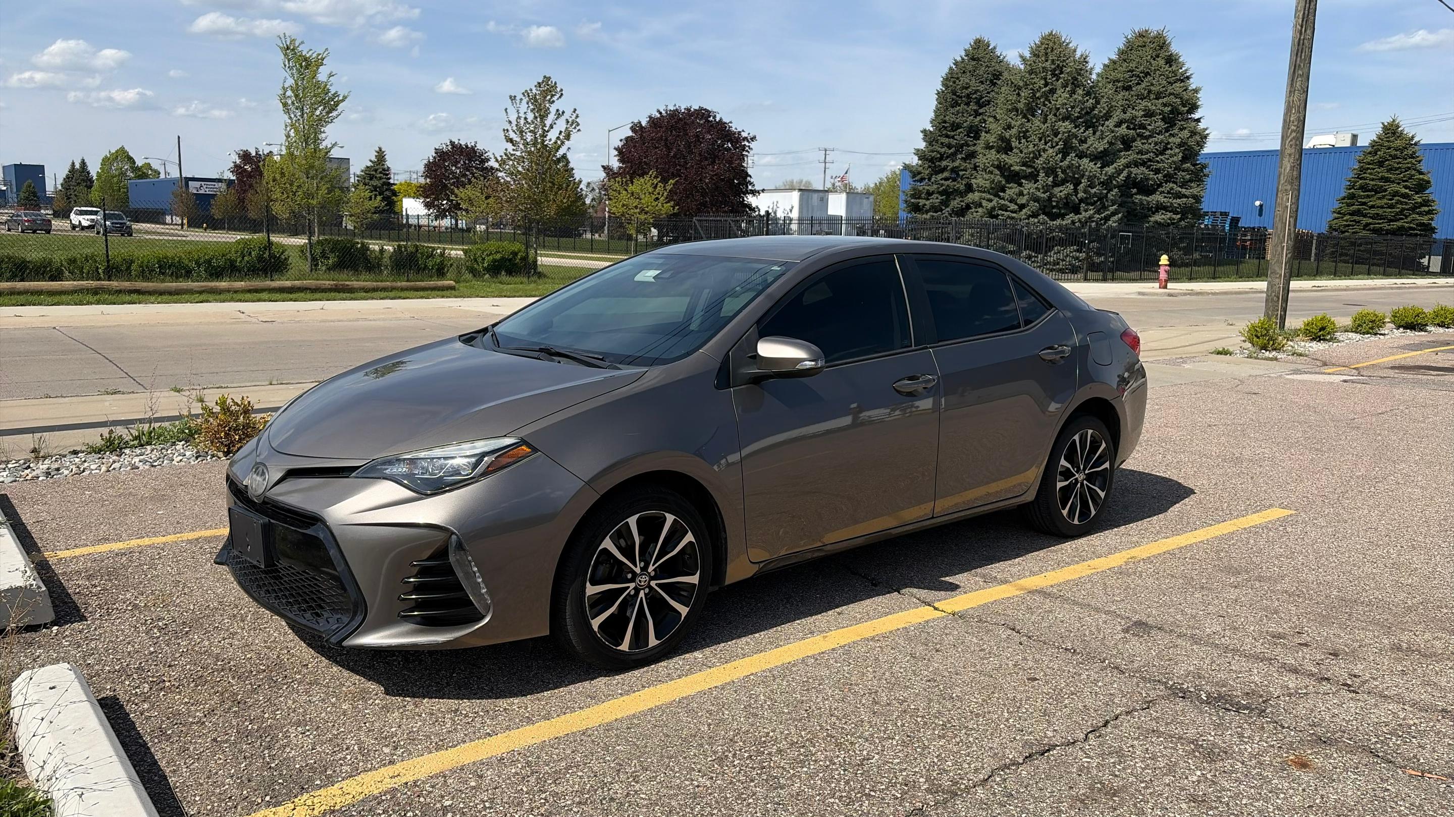 Toyota Corolla 2018 in Warren, MI
