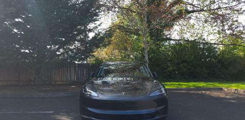Tesla Model 3 2025