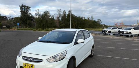 Hyundai ACCENT 2016