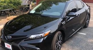 Toyota Camry Hybrid 2021 — Car rental alternative in Ashland, OR