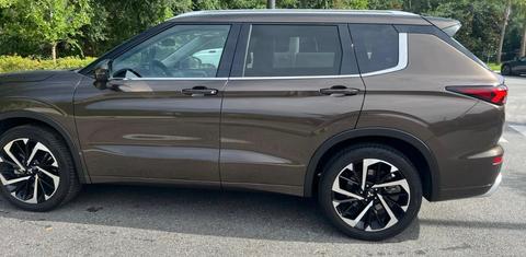 Mitsubishi Outlander 2024