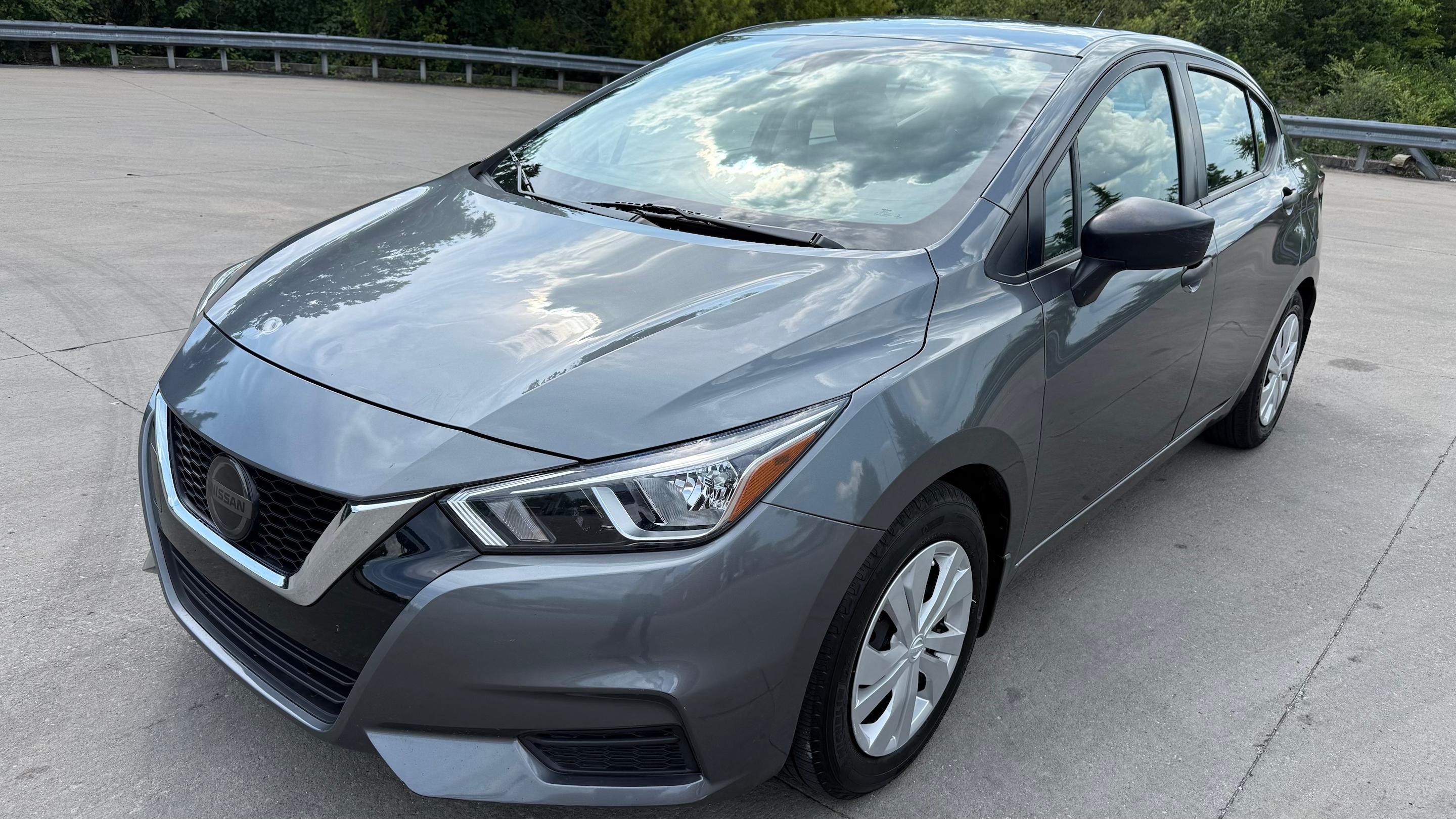 Nissan Versa 2021 in La Vergne, TN