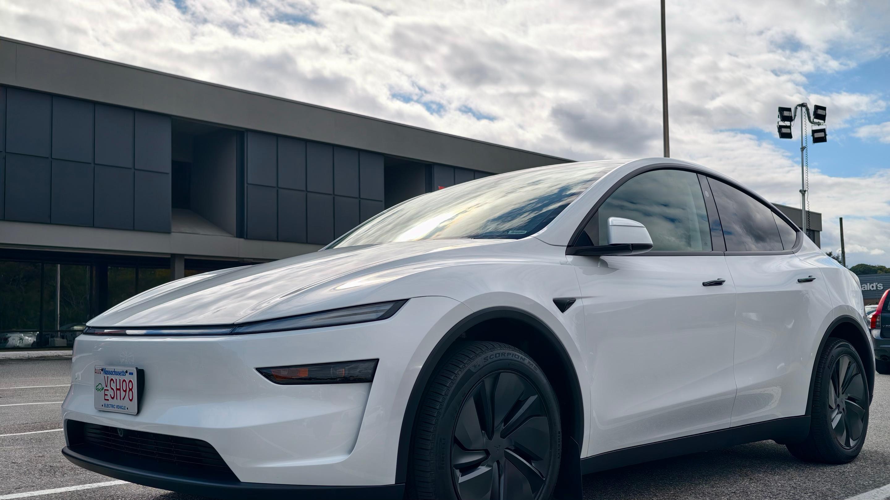 Tesla Model Y 2026 in 