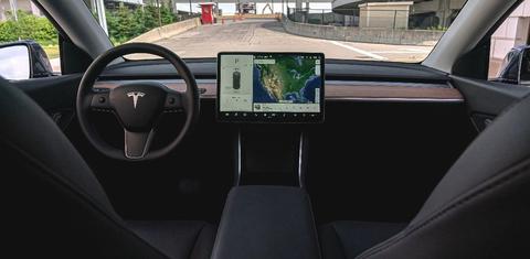 Tesla Model Y 2024
