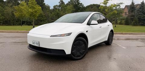 Tesla Model Y 2026