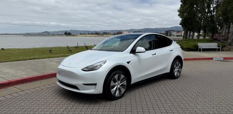 Tesla Model Y 2023