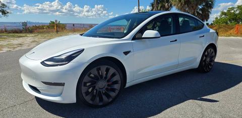Tesla Model 3 2022